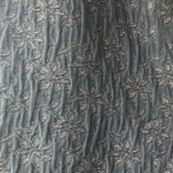 🇺🇸 Moschino Medium Stunning color and fit - Picture 5 of 16